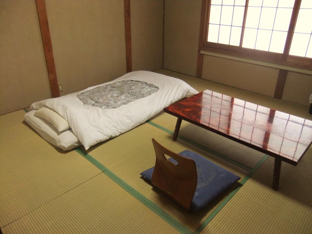 Hotel Nishimiyasou Fujikawaguchiko Exterior foto