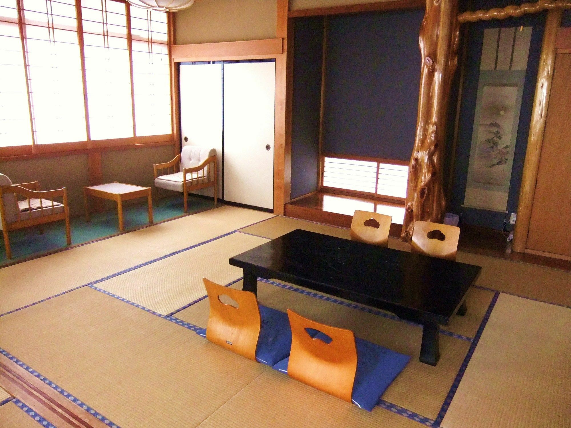 Hotel Nishimiyasou Fujikawaguchiko Exterior foto